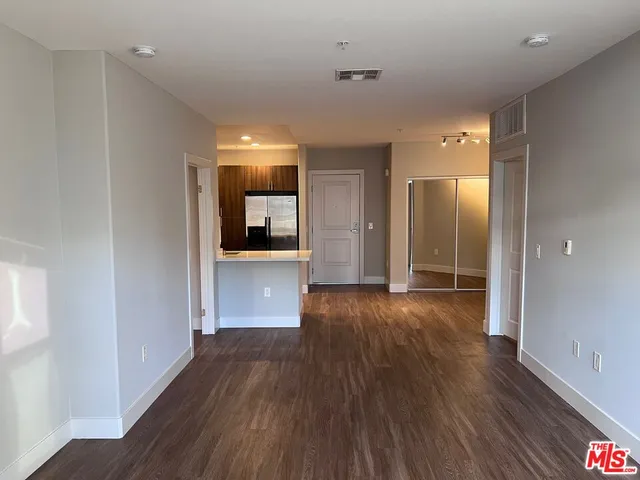 $4,895 | 1040 Glendon Avenue, Unit 4206, Los Angeles, CA 90024