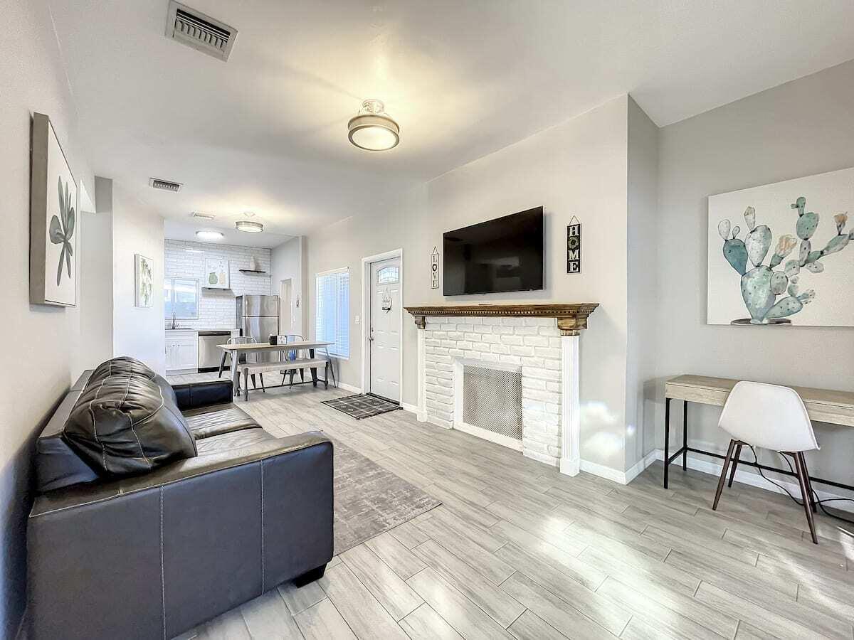 1500 Southwest 12th Street Miami, FL 33145 - Photo 1 of 19 POSTRA 1 JPG
