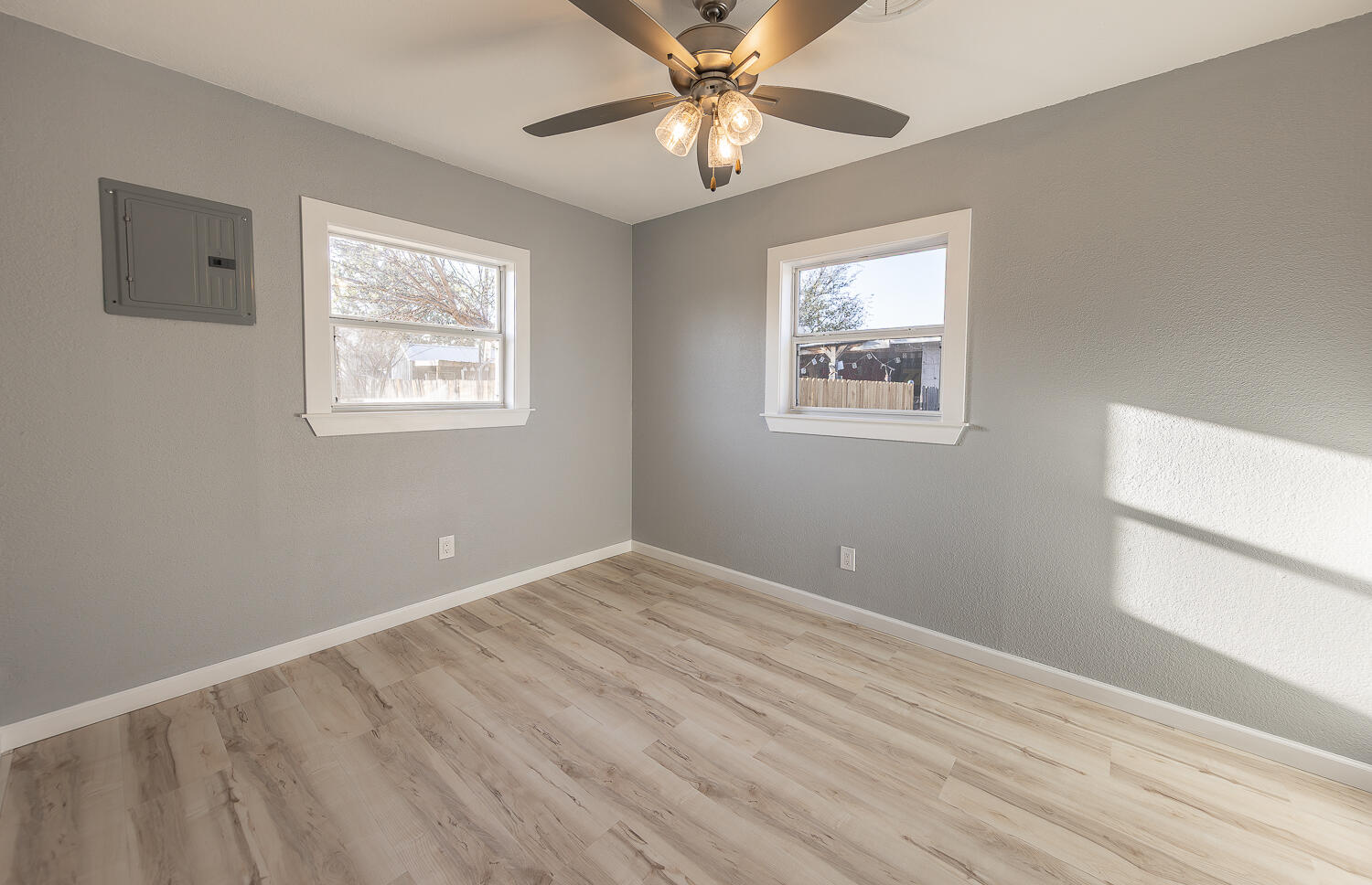 5409 Ave D Lubbock, TX 79404 - Photo 19 of 26 2L9A9131