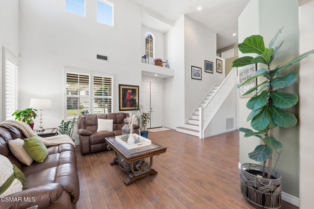 2273 Rudolph Drive Simi Valley, CA 93065 - Photo 15 of 58