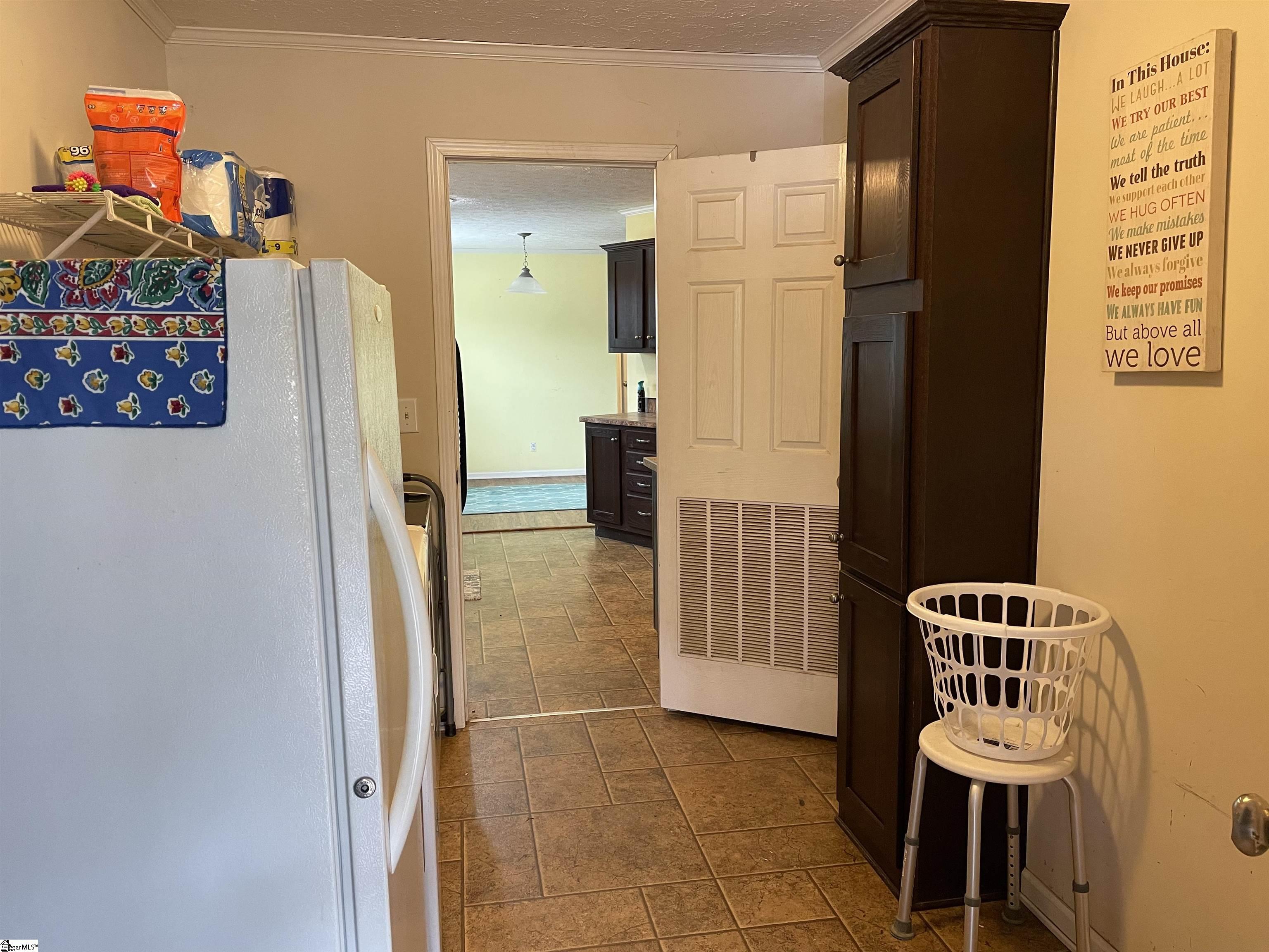 472 Gentry Road Fountain Inn, SC 29644 - Photo 13 of 35