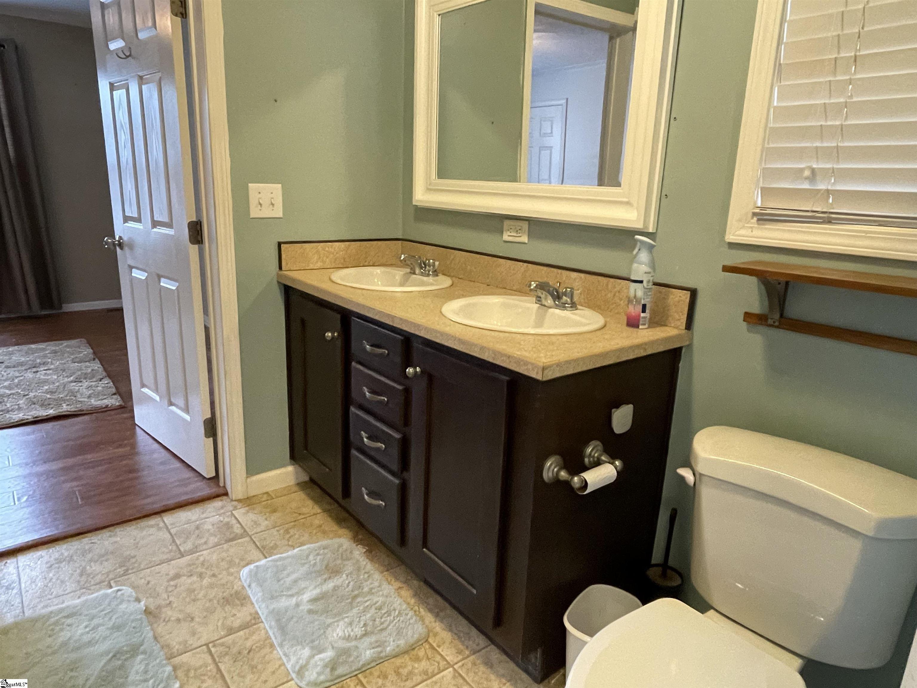 472 Gentry Road Fountain Inn, SC 29644 - Photo 23 of 35