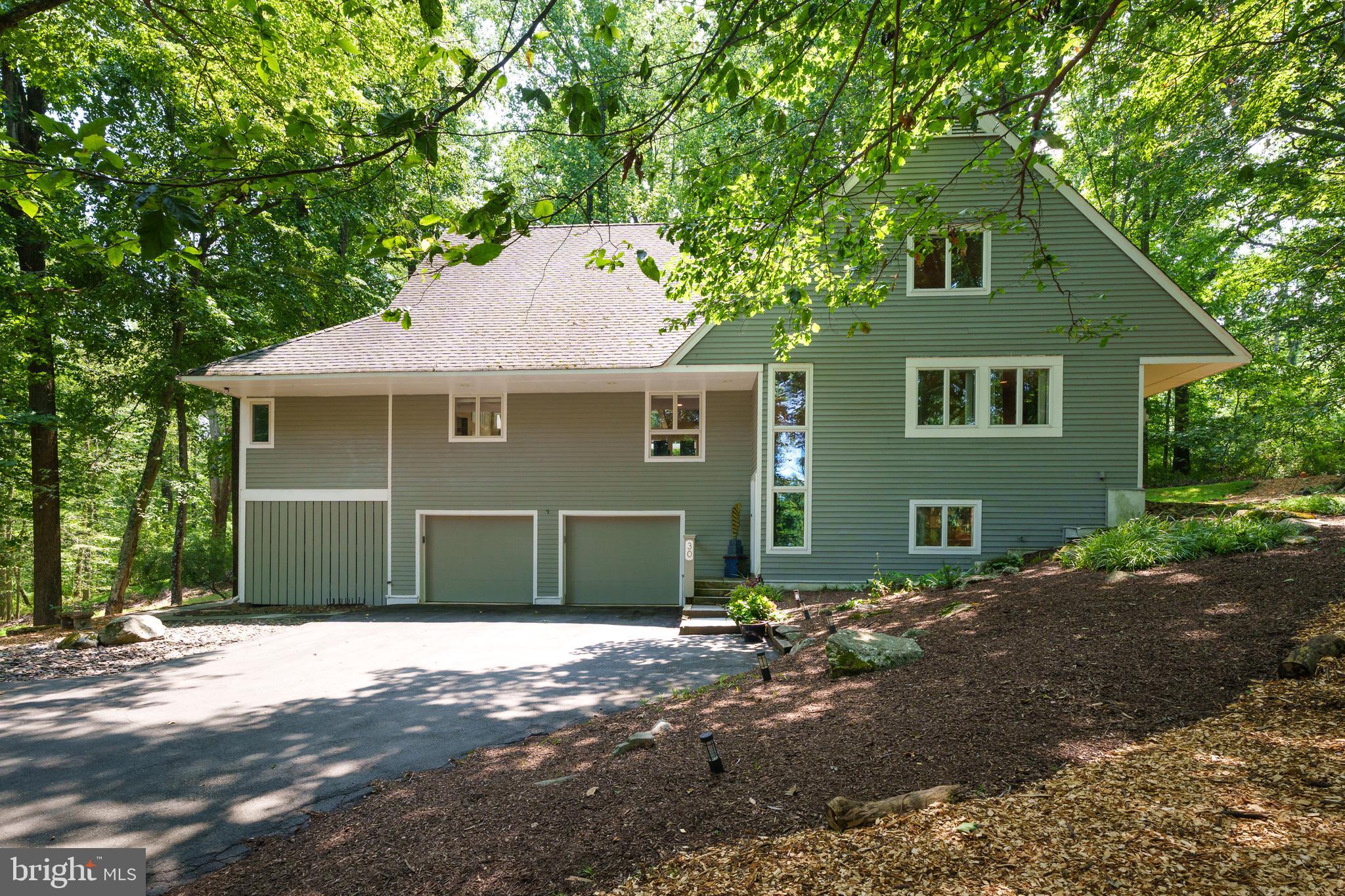 30 Poor Farm Road Pennington, NJ 08534 - Photo 2 of 44