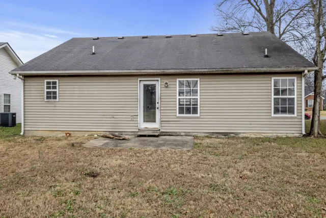 $1,900 | 2628 Gold Valley Drive, Murfreesboro, TN 37130