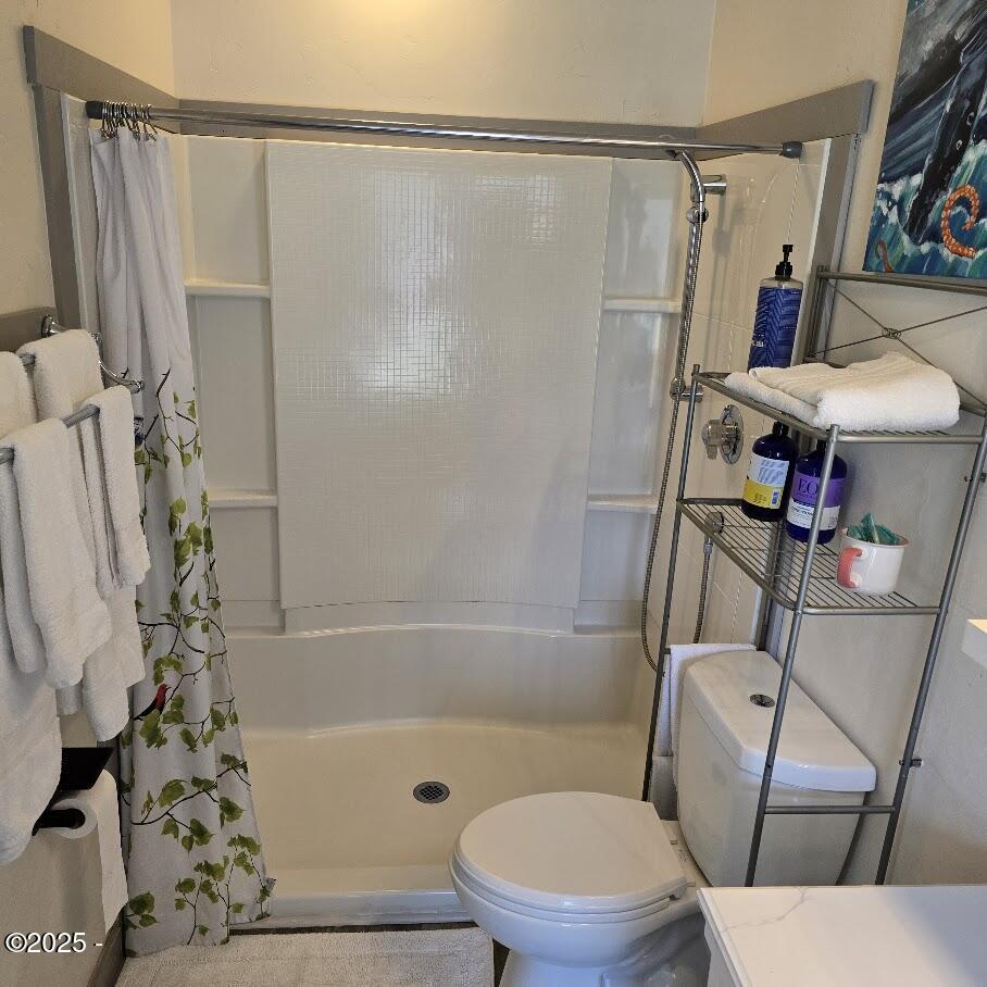 8243 Northwest Coast Road Seal Rock, OR 97376 - Photo 21 of 31 studio 5