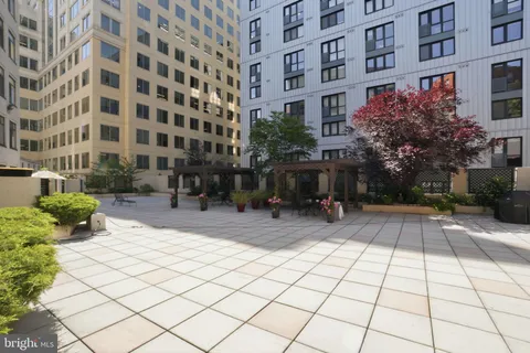 $2,500 | 1312 Massachusetts Avenue Northwest, Unit 110, Washington, DC 20005