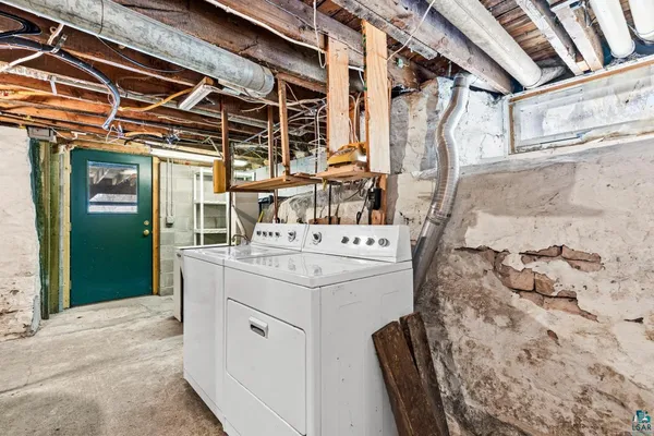 $295,000 | 302 River Bluff Avenue, Sandstone, MN 55072