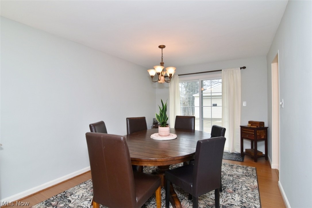 6419 Longridge Road Cleveland, OH 44124 - Photo 7 of 38