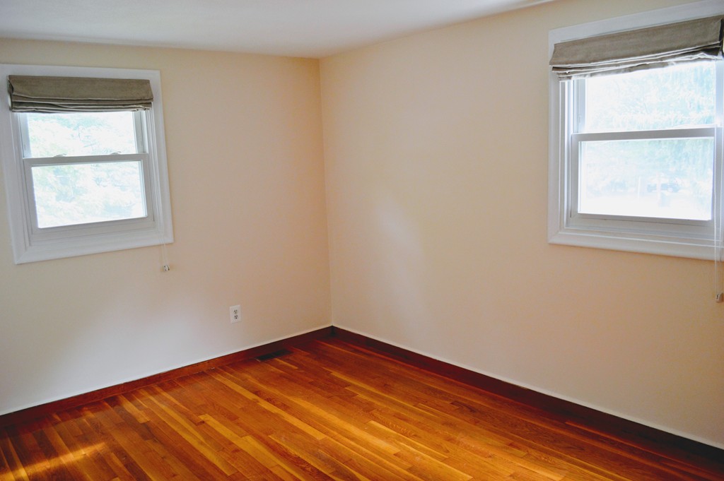 185 Maple Street, Unit 185 Needham, MA 02492 - Photo 7 of 12 Gallery Image 7