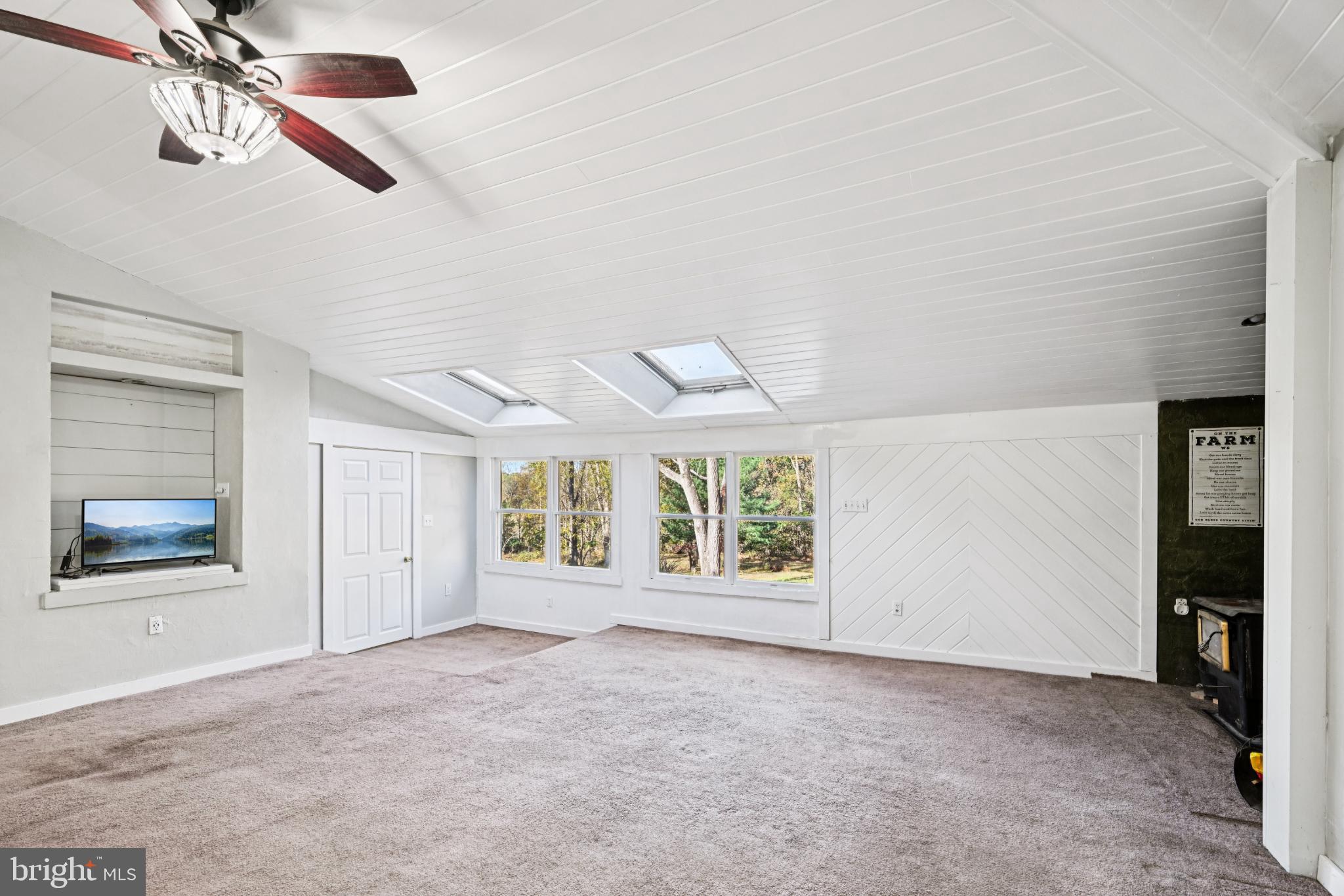 1323 Kepler Road Pottstown, PA 19464 - Photo 20 of 56 Spacious room with natural light and charm.