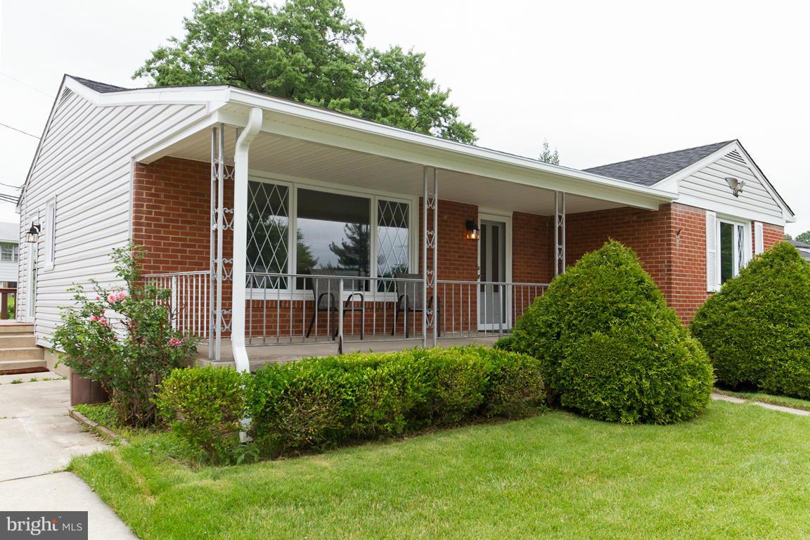 2426 Lakewood Road Baltimore, MD 21234 - Photo 1 of 28 Exterior (Front)