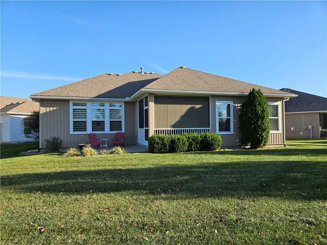 $450,000 | 4605 Southwest Olympia Circle, Lee's Summit, MO 64082
