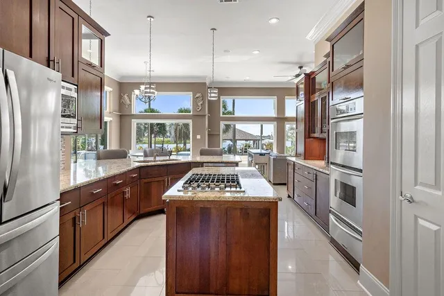 $920,000 | 2097 Lakeshore Boulevard, Slidell, LA 70461