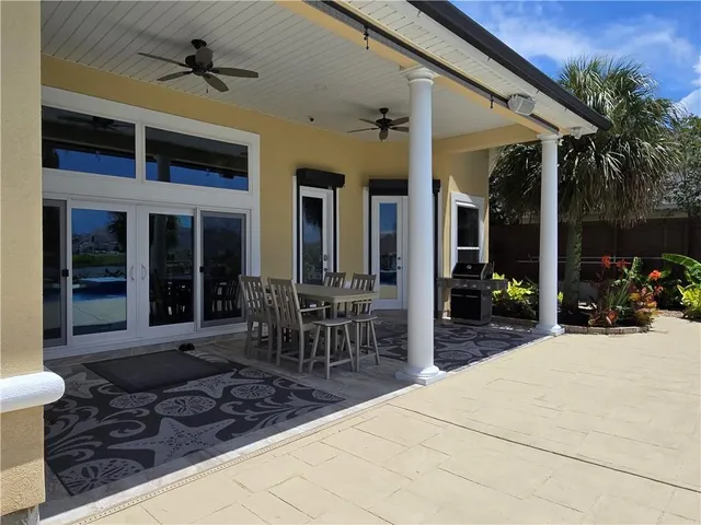 $920,000 | 2097 Lakeshore Boulevard, Slidell, LA 70461