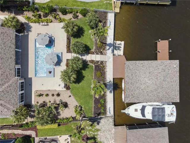 $920,000 | 2097 Lakeshore Boulevard, Slidell, LA 70461