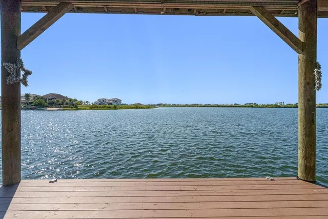$920,000 | 2097 Lakeshore Boulevard, Slidell, LA 70461