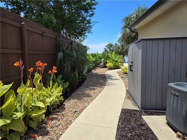 $920,000 | 2097 Lakeshore Boulevard, Slidell, LA 70461