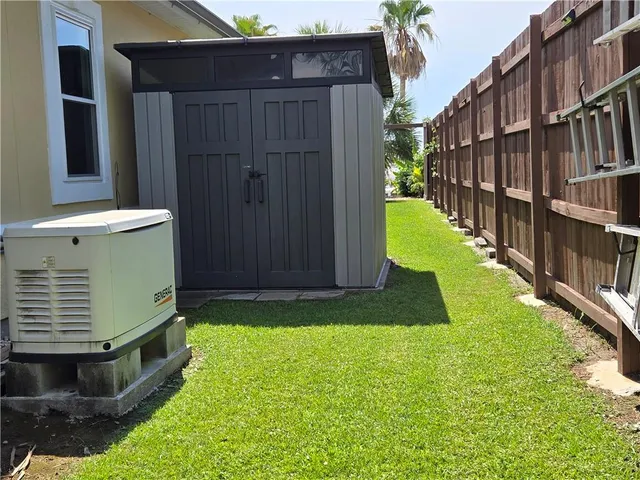 $920,000 | 2097 Lakeshore Boulevard, Slidell, LA 70461