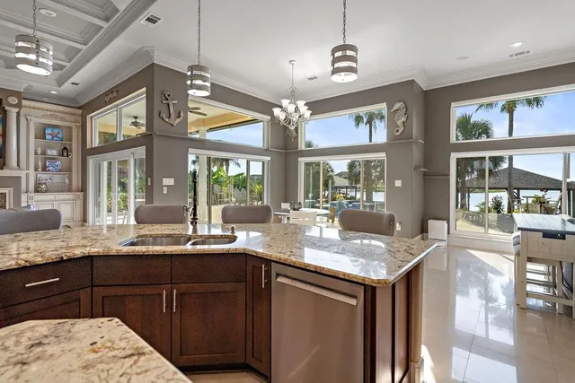 $920,000 | 2097 Lakeshore Boulevard, Slidell, LA 70461