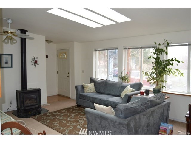 790 West Larson Road Bellingham, WA 98226 - Photo 2 of 16
