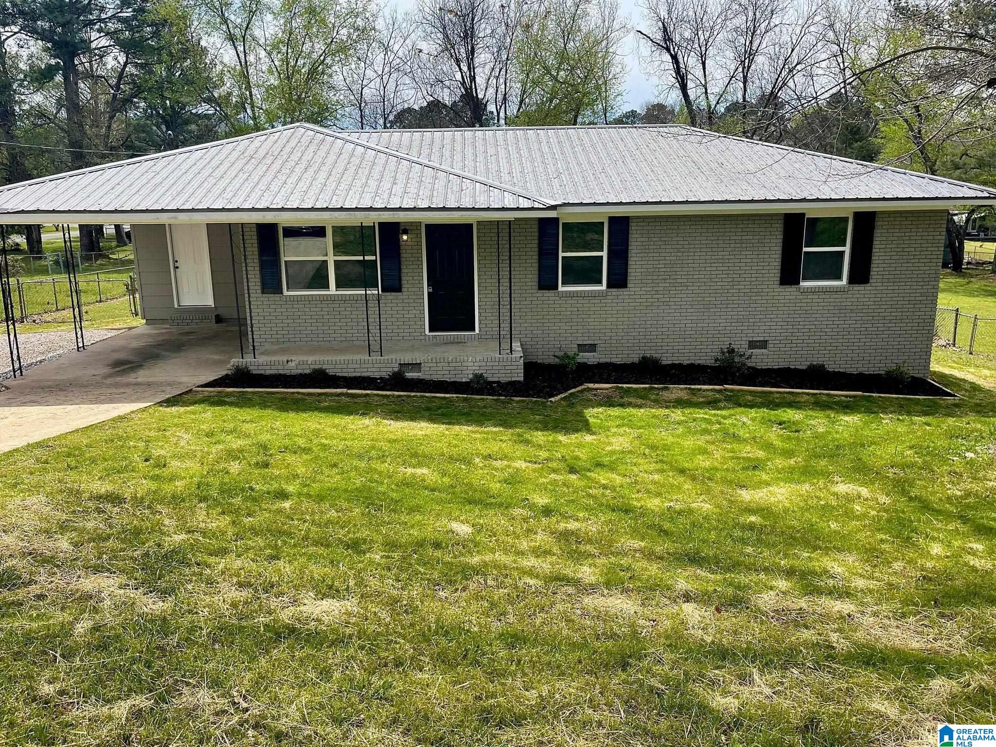 204 Brenda Road Anniston, AL 36206 - Photo 1 of 16