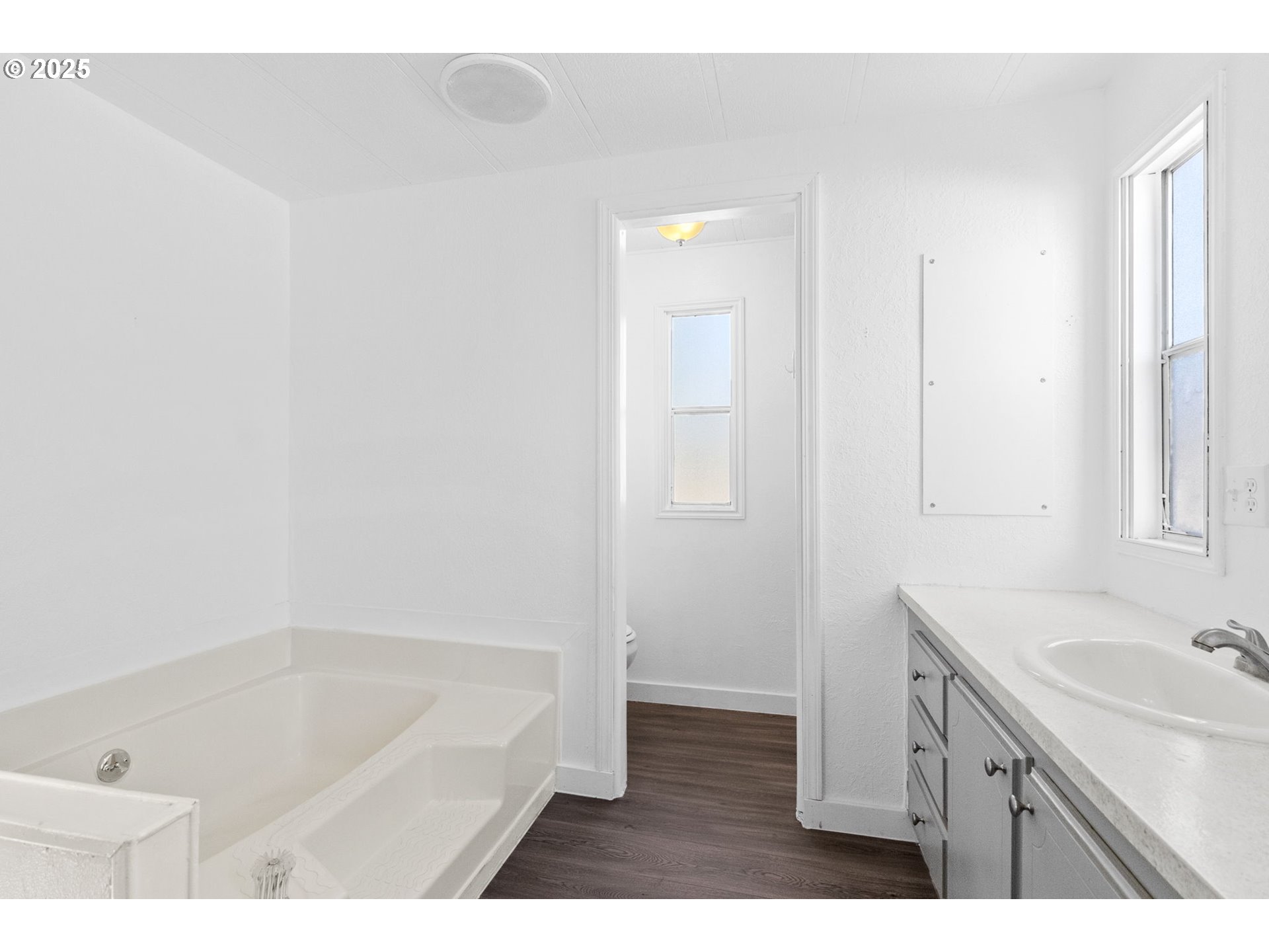 205 South 54th Street, Unit 115 Springfield, OR 97478 - Photo 19 of 34