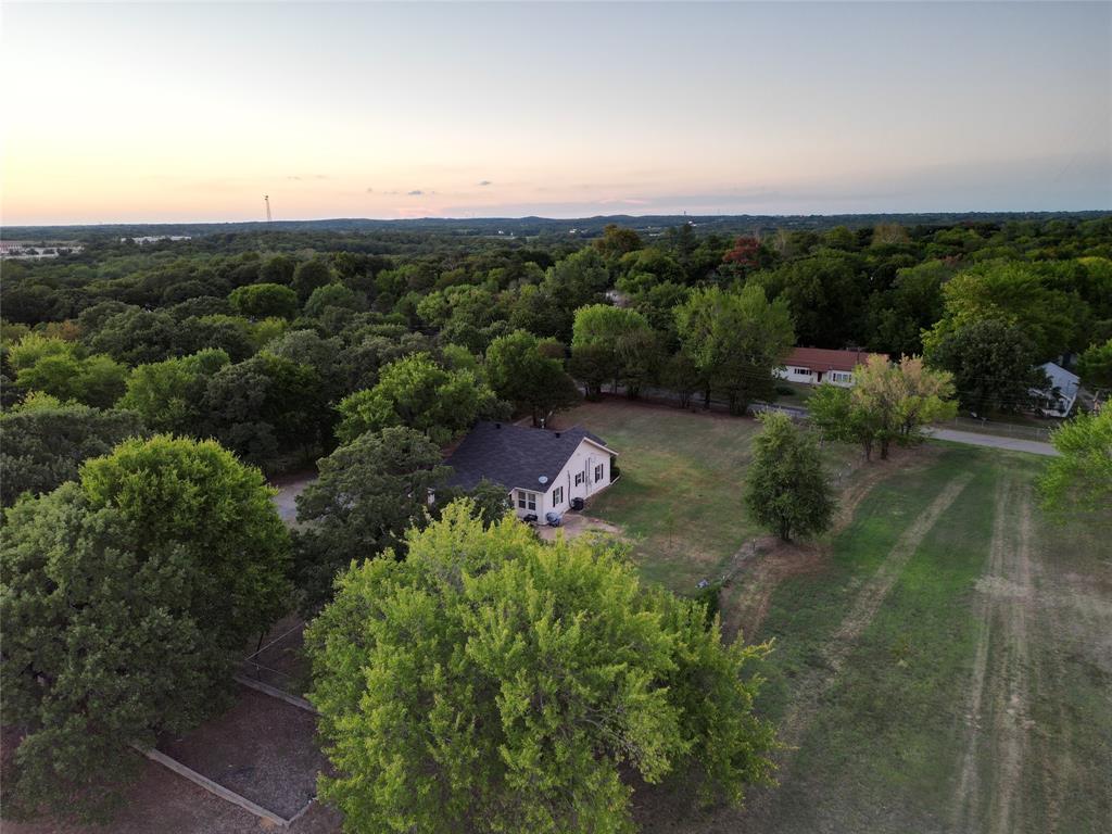 2330 Knight Road Denison, TX 75020 - Photo 13 of 36