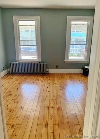 $2,400 | 71 Mechanic Street, New Haven, CT 06511