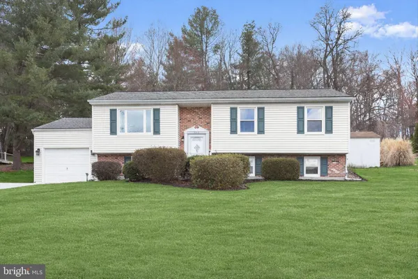 $425,000 | 206 Opal Avenue, Westminster, MD 21157