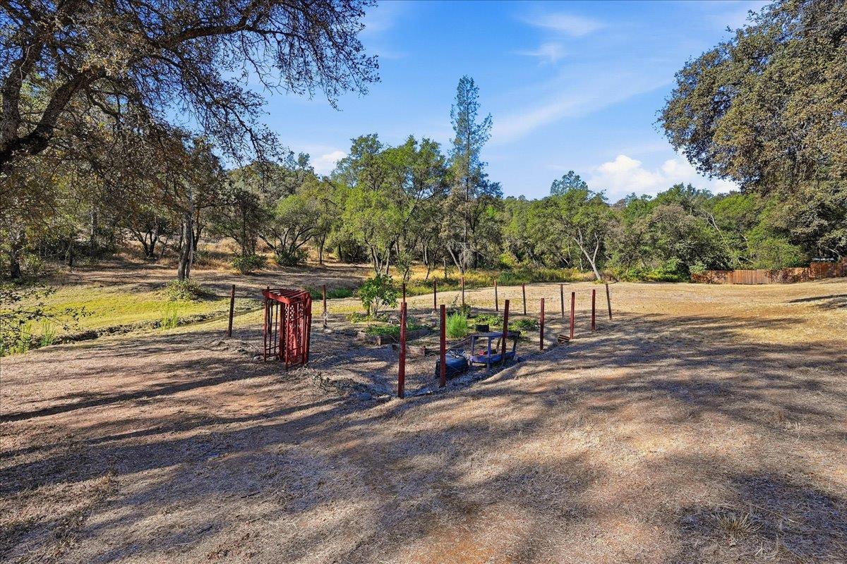 21330 Perimeter Road Grass Valley, CA 95949 - Photo 39 of 63 Gallery Image 39