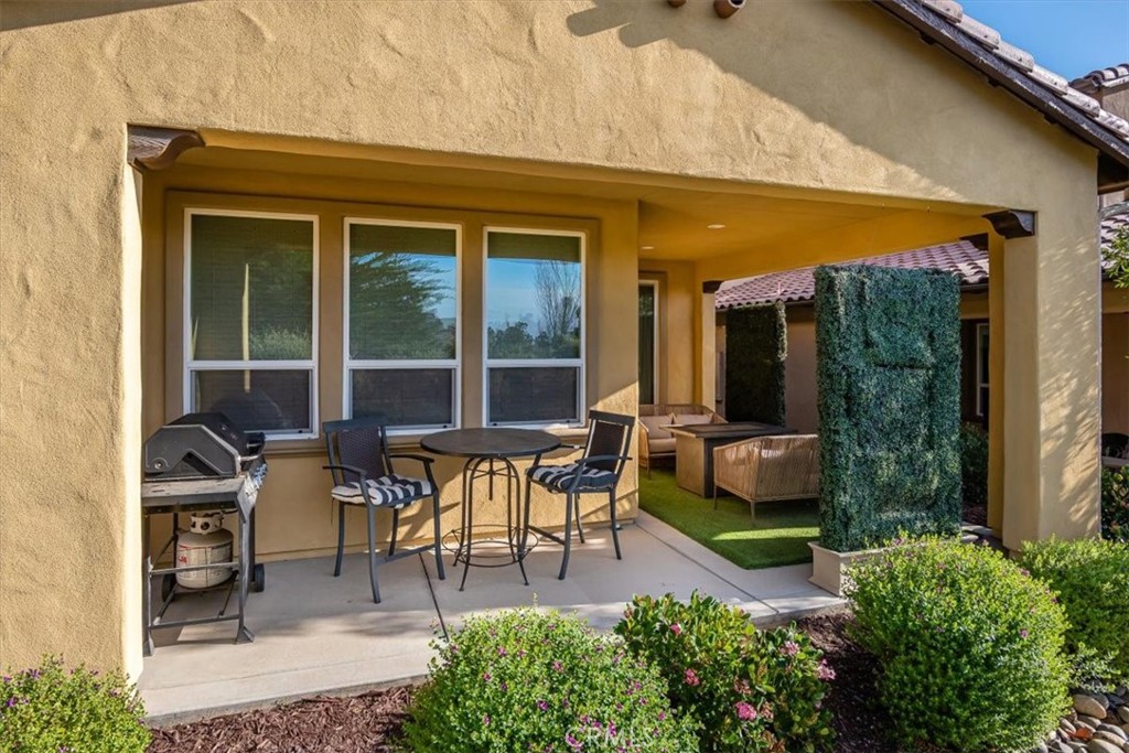 1170 Spring Azure Way, Unit 45 Nipomo, CA 93444 - Photo 17 of 43 a garden view with a seating space