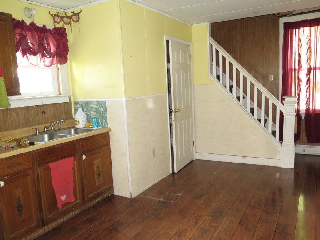 14 East Garber Street Mount Union, PA 17066 - Photo 5 of 31 Gallery Image 5