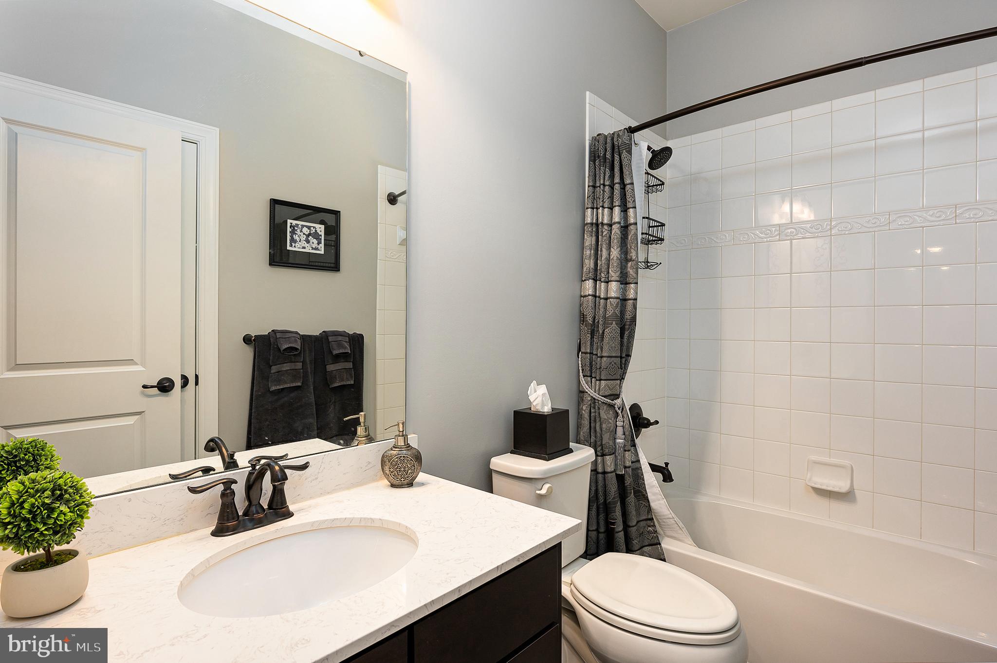 3032 Sunny Ridge Drive Odenton, MD 21113 - Photo 23 of 81 Bathroom 2