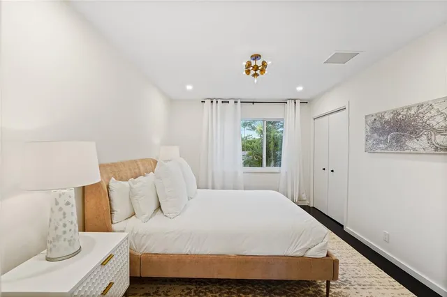 $4,899,000 | 325 Seven Isles Drive, Fort Lauderdale, FL 33301