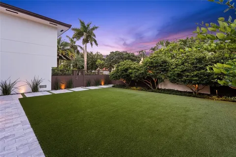 $4,899,000 | 325 Seven Isles Drive, Fort Lauderdale, FL 33301