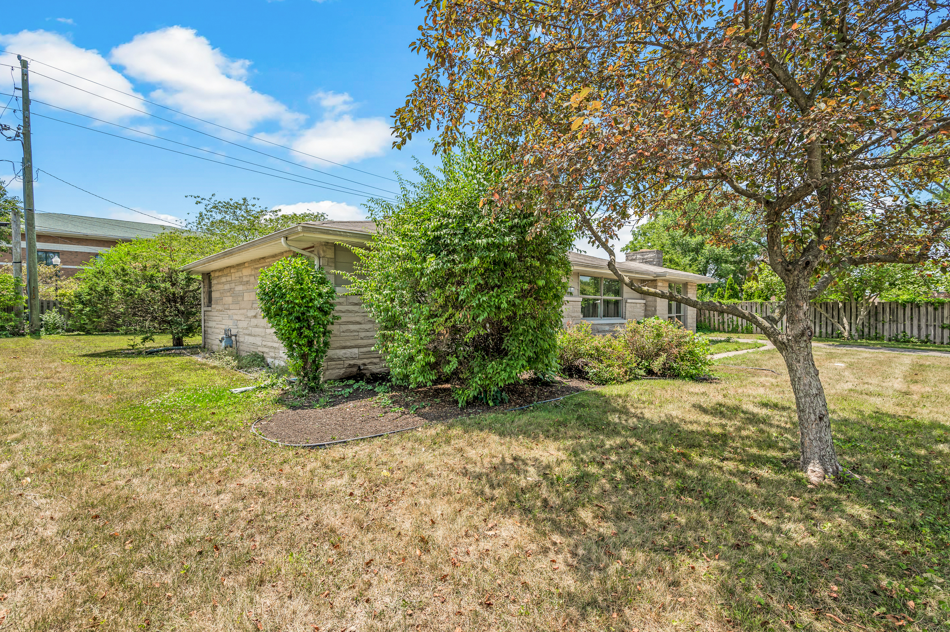 2641 18th Street Columbus, IN 47201 - Photo 7 of 52
