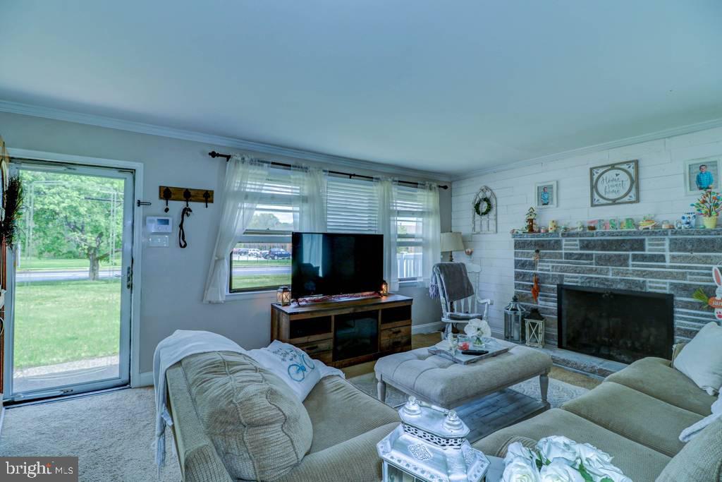 490 Oakland Road Woodbury, NJ 08096 - Photo 4 of 29 Stone fireplace