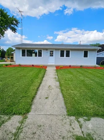 $265,000 | 2110 West Memorial Drive, Janesville, WI 53548