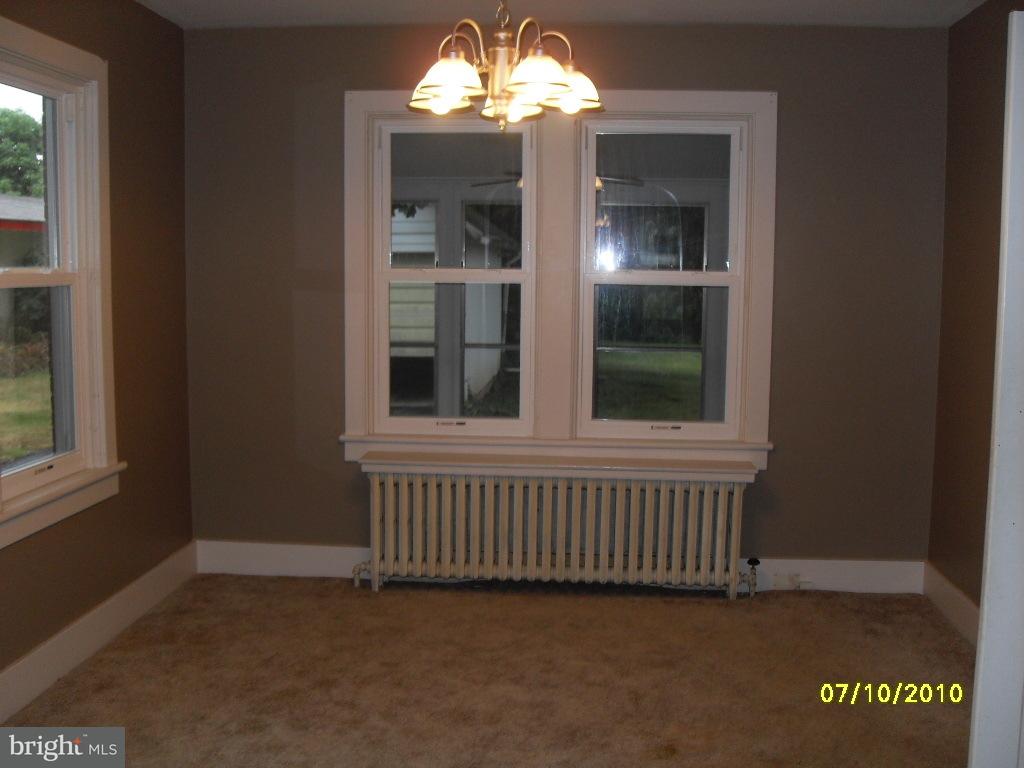 975 Quentin Road Lebanon, PA 17042 - Photo 5 of 12 Gallery Image 5