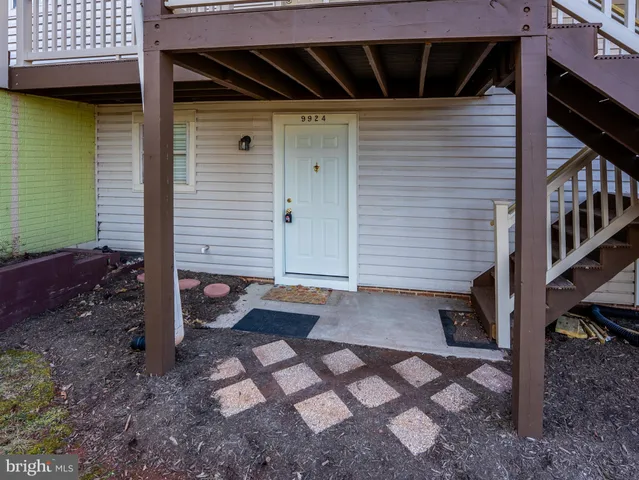 $2,000 | 9924 Grapewood Court, Manassas, VA 20110