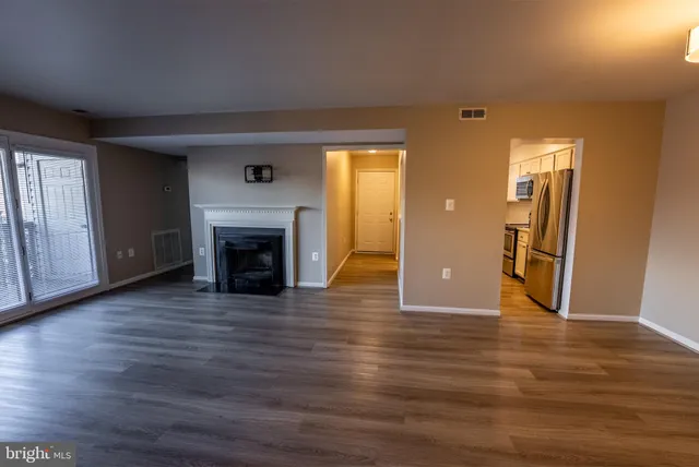 $2,000 | 9924 Grapewood Court, Manassas, VA 20110