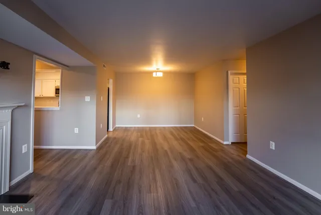 $2,000 | 9924 Grapewood Court, Manassas, VA 20110