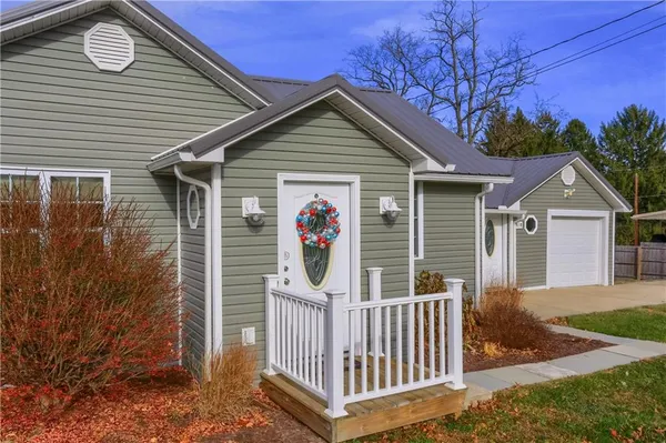 $325,000 | 110 Oakville Road, Beaver Falls, PA 15010