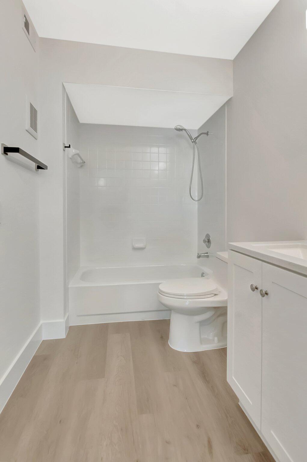 9070 Fairbanks Lane, Unit 1 Boca Raton, FL 33496 - Photo 20 of 45 21-web-or-mls-DSC_0276