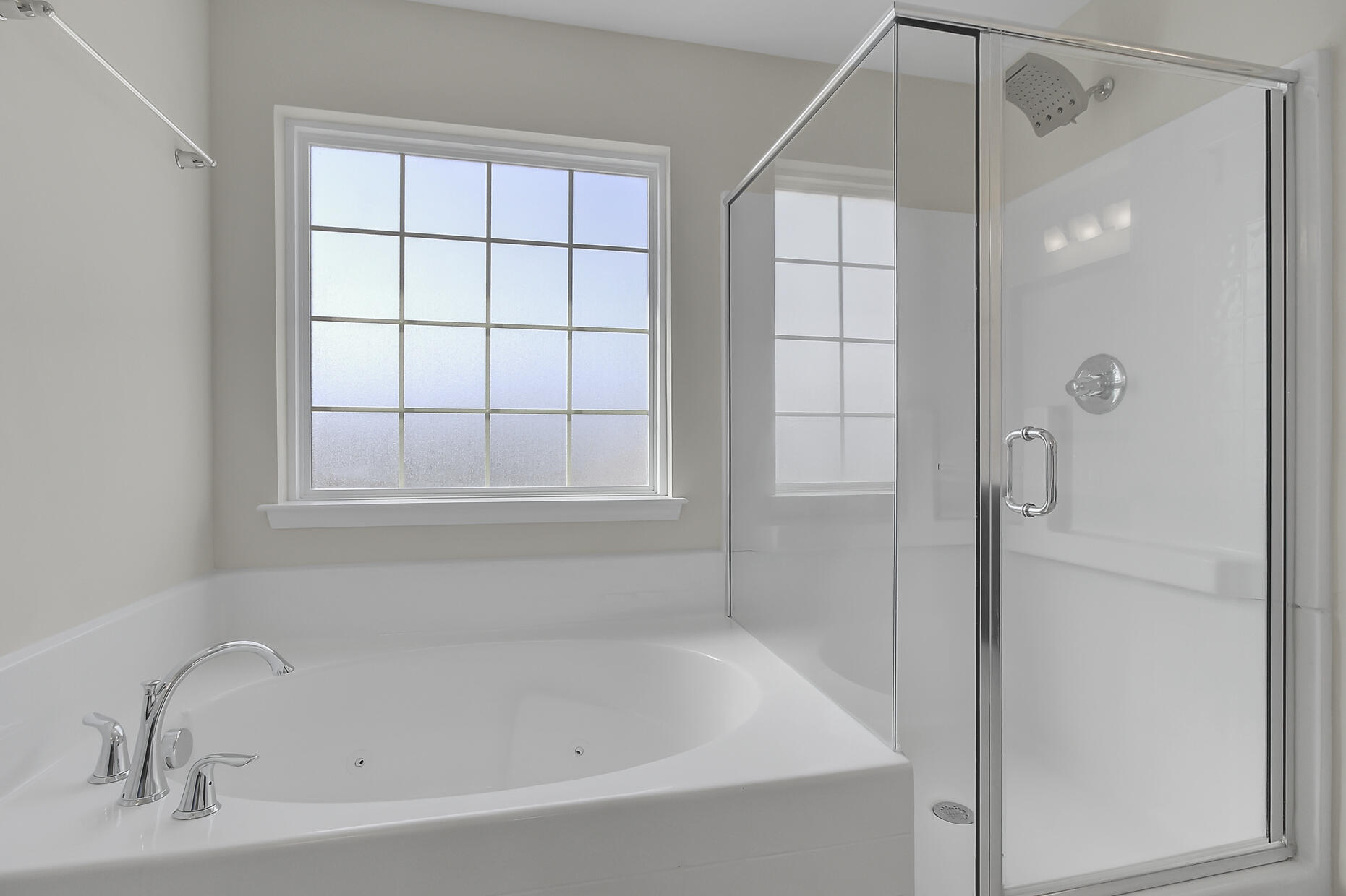 405 Allamby Ridge Road Moncks Corner, SC 29461 - Photo 26 of 39 Owners bath tub and shower