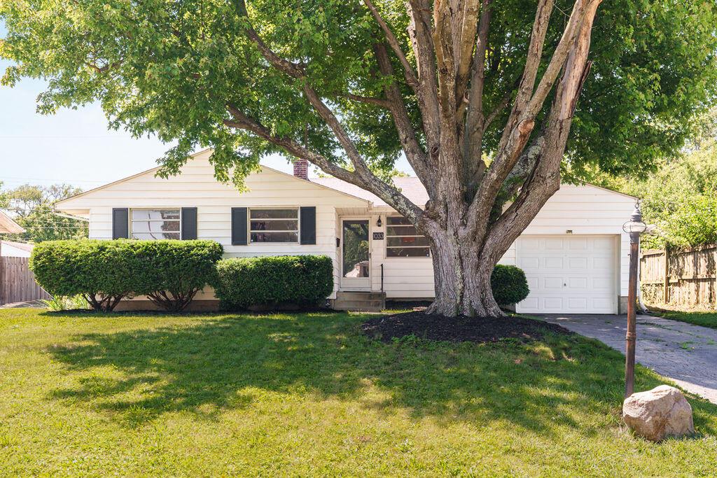 1033 Racine Avenue Columbus, OH 43204 - Photo 1 of 36