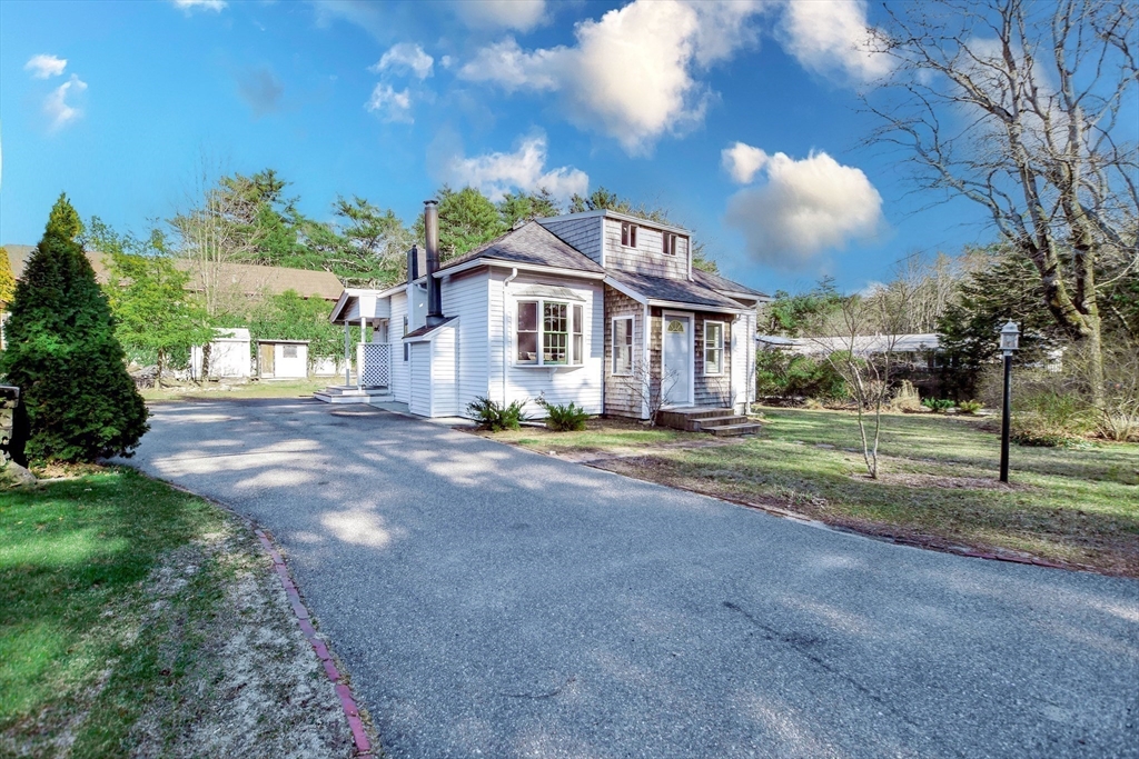 5 Hermitage Road Marion, MA 02738 - Photo 2 of 36