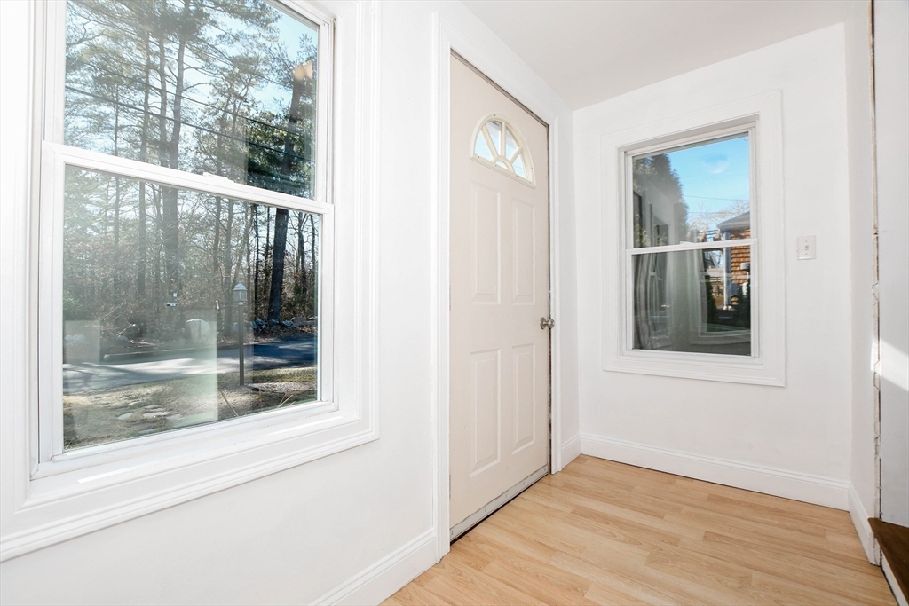 5 Hermitage Road Marion, MA 02738 - Photo 3 of 36