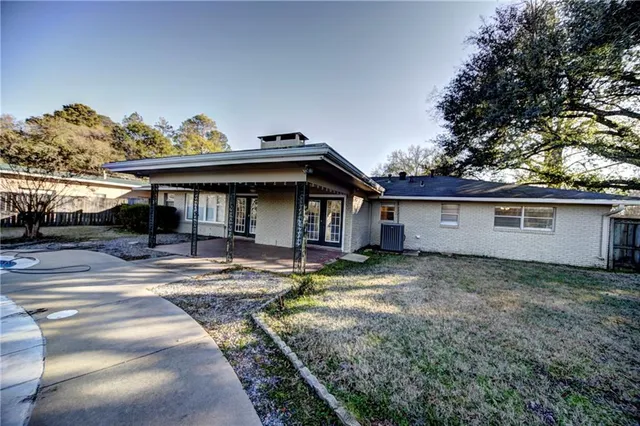 $295,000 | 332 Bird Avenue, Natchitoches, LA 71457