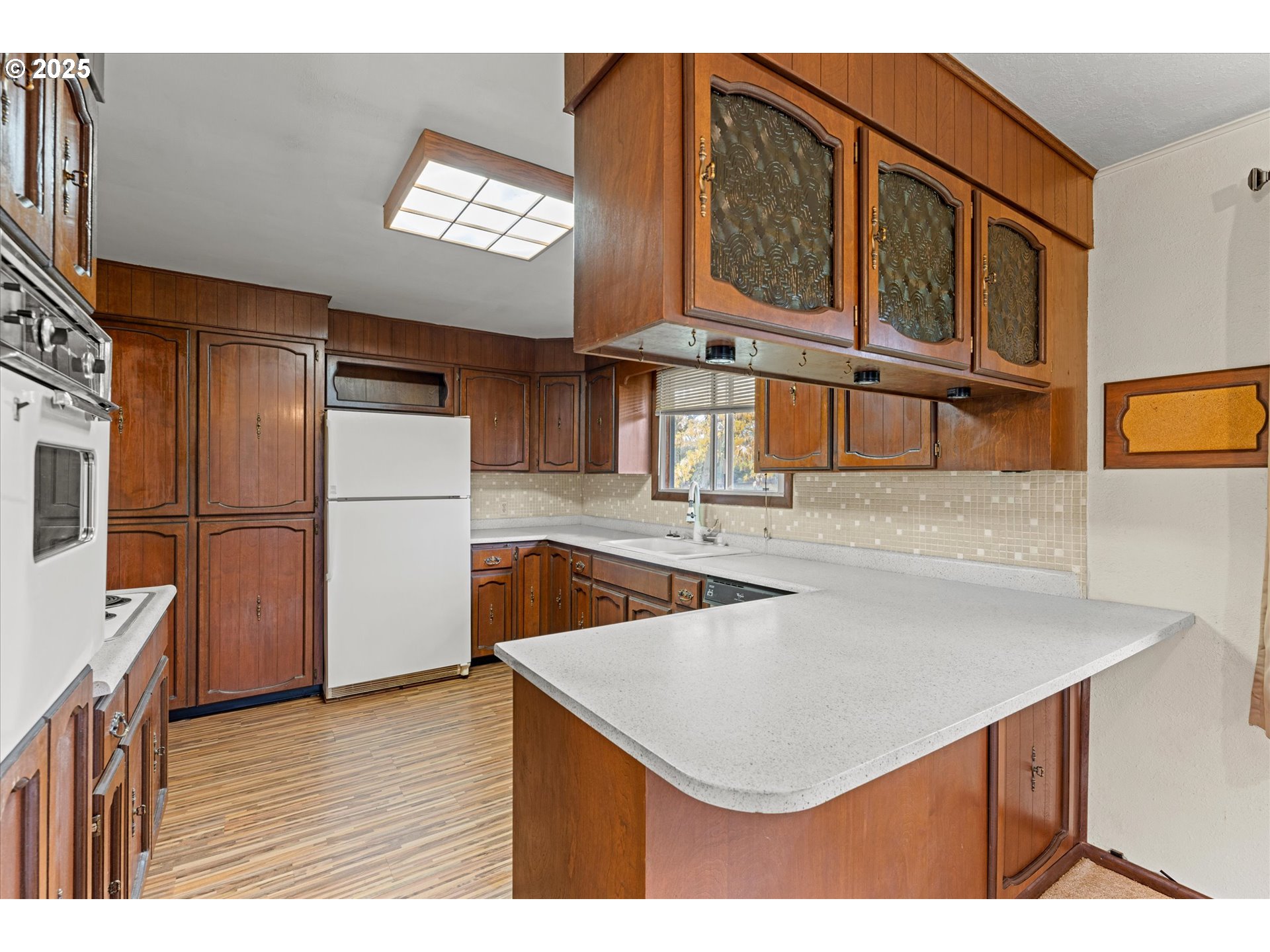 15690 South Carus Road Oregon City, OR 97045 - Photo 11 of 43 Gallery Image 11